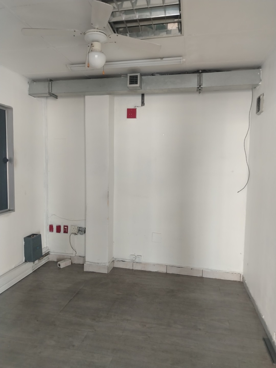 To Let Commercial Property for Rent in Glenlilly Western Cape